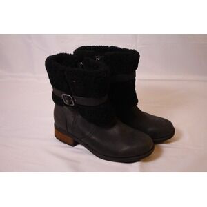UGG Women 8 Blayre III Black‎ LEather SHeepskin Buckle Snow Boots